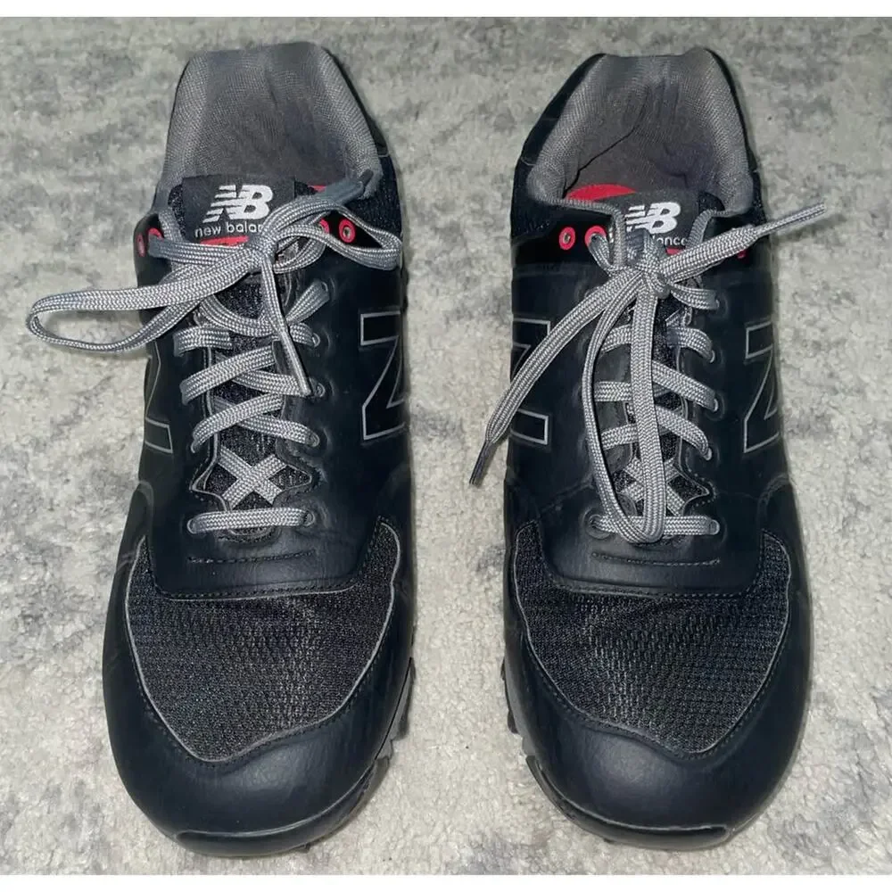 New Balance men's spikeless golf shoes (size 10.5)